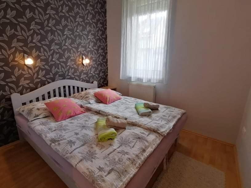 Zoeld Beka Apartmanok Koelcsey I Hajduszoboszlo Exterior photo