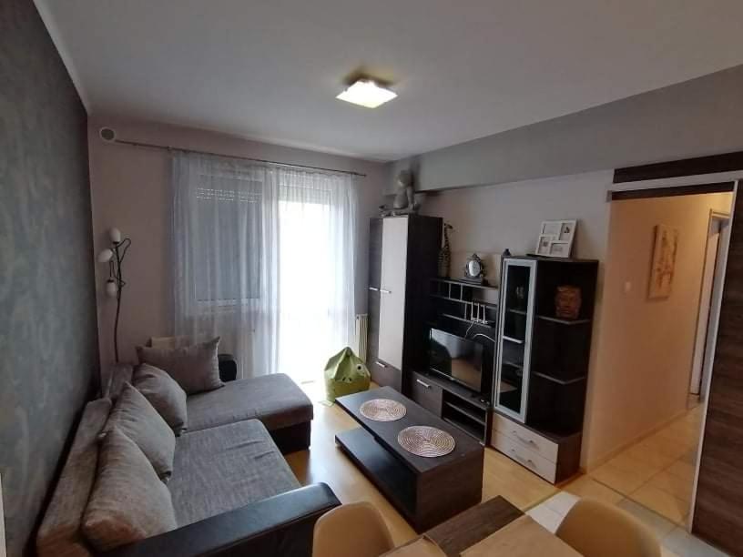 Zoeld Beka Apartmanok Koelcsey I Hajduszoboszlo Exterior photo